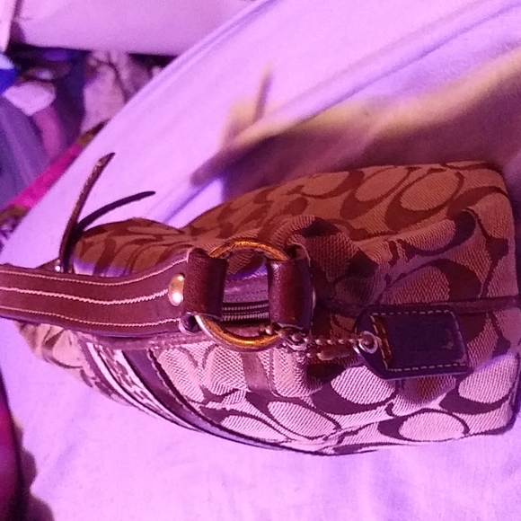 Purse - Picture 2 of 4